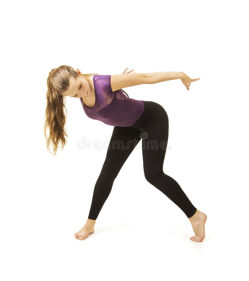 Moça com o cabelo longo que dança o bailado moderno fotografia de stock