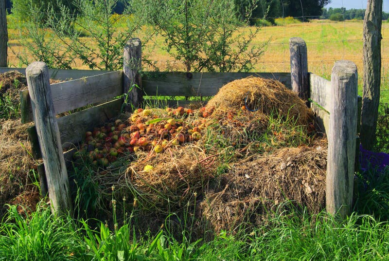 Mucchio della composta immagine stock Mucchio della composta immagine stock