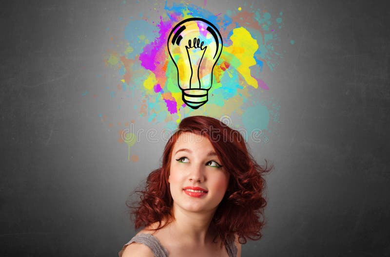 Muchacha con concepto de pensamiento del dise?o imagen de archivo Muchacha con concepto de pensamiento del dise?o imagen de archivo