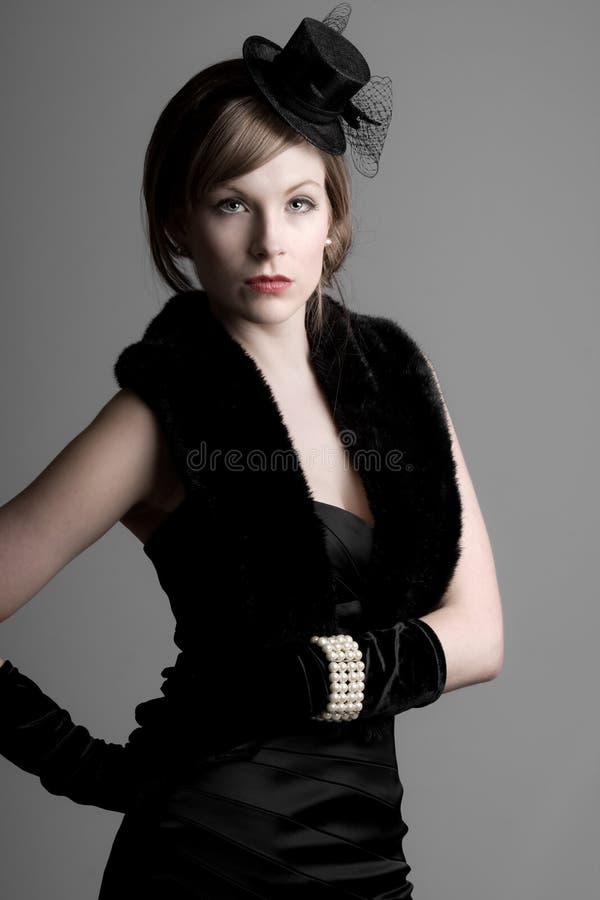 Muchacha hermosa en la ropa del estilo de la vendimia imagenes de archivo Muchacha hermosa en la ropa del estilo de la vendimia imagenes de archivo