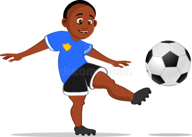 Muchacho negro que golpea el balón de fútbol con el pie