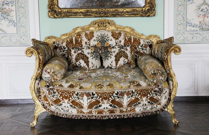 número desencadenar Suposición Muebles De Lujo Del Palacio Real Imagen de archivo - Imagen de estilo,  detalle: 8964519