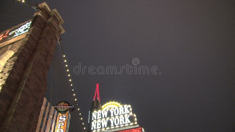 Muestra Las Vegas de Nueva York Nueva York en la noche