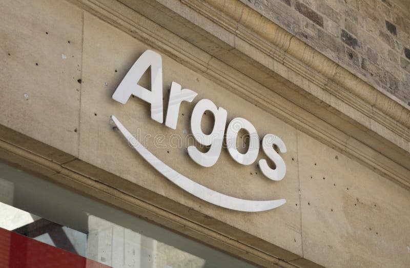 Muestra y logotipo de la tienda del catálogo de Argos fotografía de archivo libre de regalías Muestra y logotipo de la tienda del catálogo de Argos fotografía de archivo libre de regalías