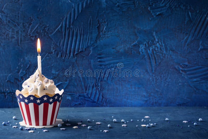 Patriotic Fourth of July Cupcakes. Patriotic Fourth of July Cupcakes