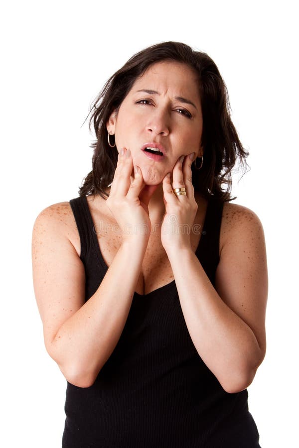 Mujer con dolor dental de la quijada