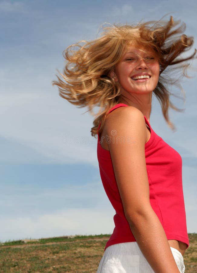 Mujer con el vuelo del pelo foto de archivo Mujer con el vuelo del pelo foto de archivo