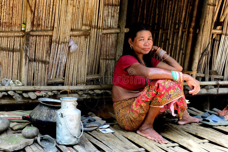 Mujer de Toto Tribes imagenes de archivo Mujer de Toto Tribes imagenes de archivo