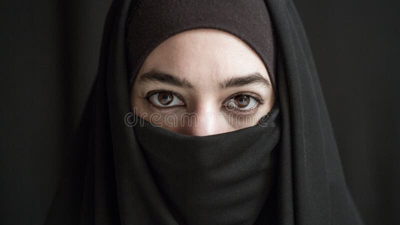 Mujer en burka fotos de archivo Mujer en burka fotos de archivo