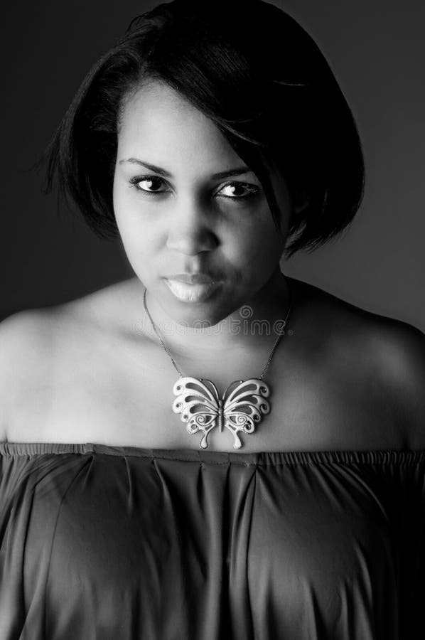 Muchacha Haitiana Hermosa Al Aire Libre (14) Foto de archivo - Imagen