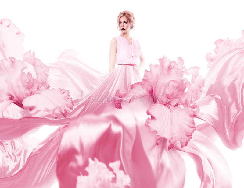 Mujer sensual con volar el vestido rosado imágenes de archivo libres de regalías Mujer sensual con volar el vestido rosado imágenes de archivo libres de regalías