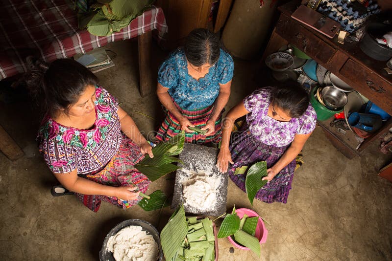 Mujeres Mayas En Guatemala Fotos - Libres de Derechos y Gratuitas de Dreamstime