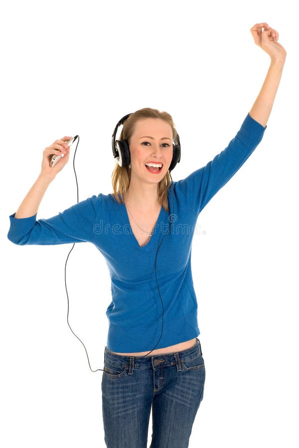 Sorrindo, mulher jovem, escutar música, com, jogador mp3