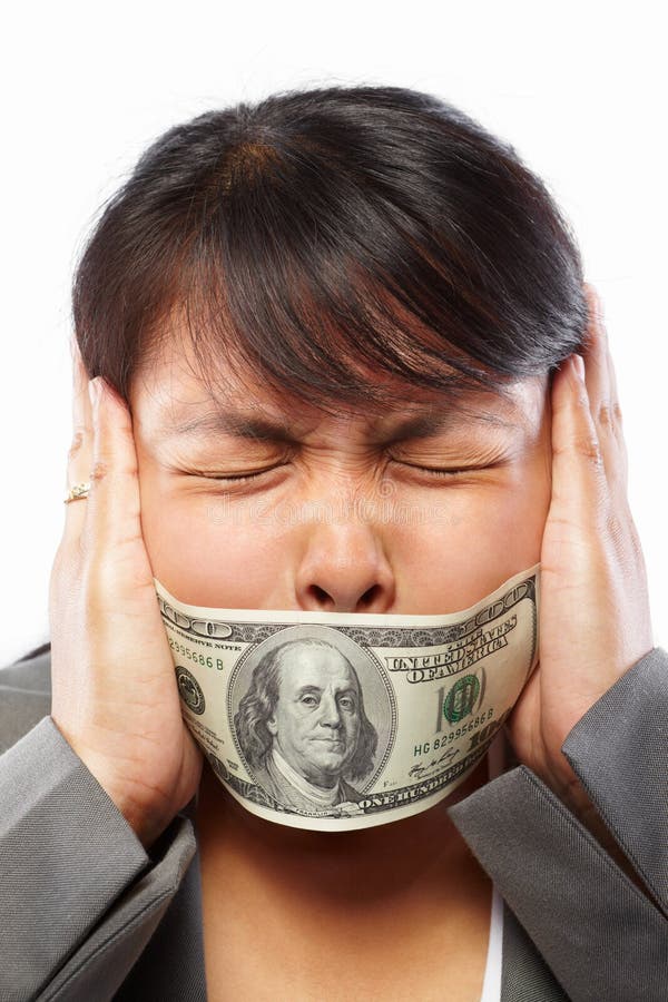 Mulher de negócios que está sendo subornada fotografia de stock