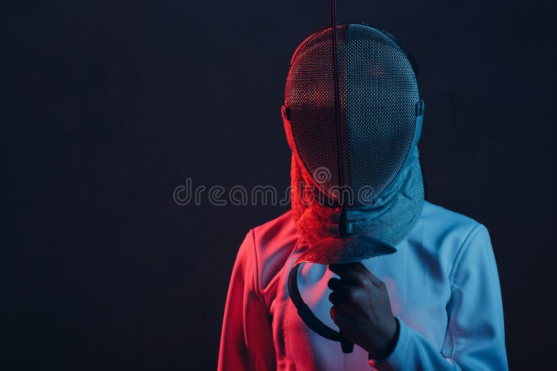 Retrato Silhueta De Perfil Feminino Com Lua E Nuvens Na Cabeça. Conceito De  Psicologia E Ciclos Menstruais. Imagem de Stock - Imagem de noite,  liberdade: 214076803