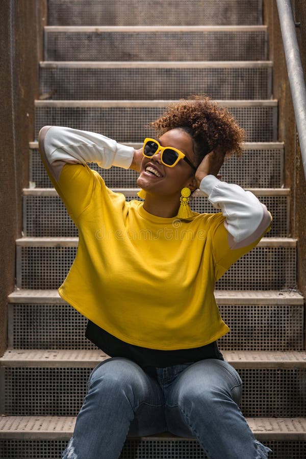 Camisa Brasil com Raça Amarela - Amarelo