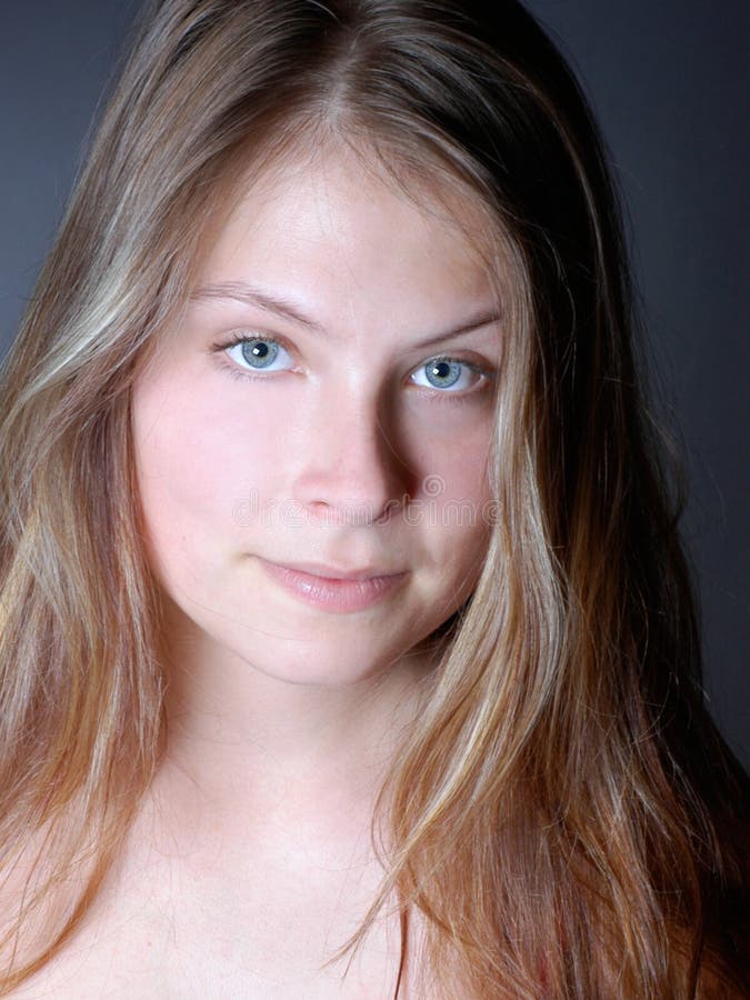 Jovem mulher fotografia de stock