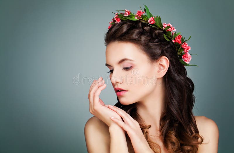 Mulher saudável com pele perfeita imagens de stock Mulher saudável com pele perfeita imagens de stock