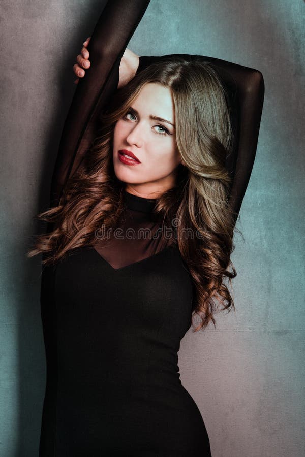 Mulher sensual foto de stock. Imagem de cabelo, verde - 35133500