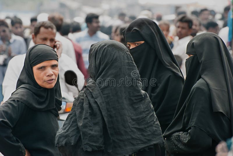 Mulheres muçulmanas indianas imagens de stock royalty free