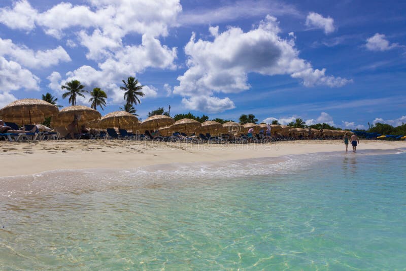 Mullet Bay Beach in St. Maarten Editorial Photography - Image of ...