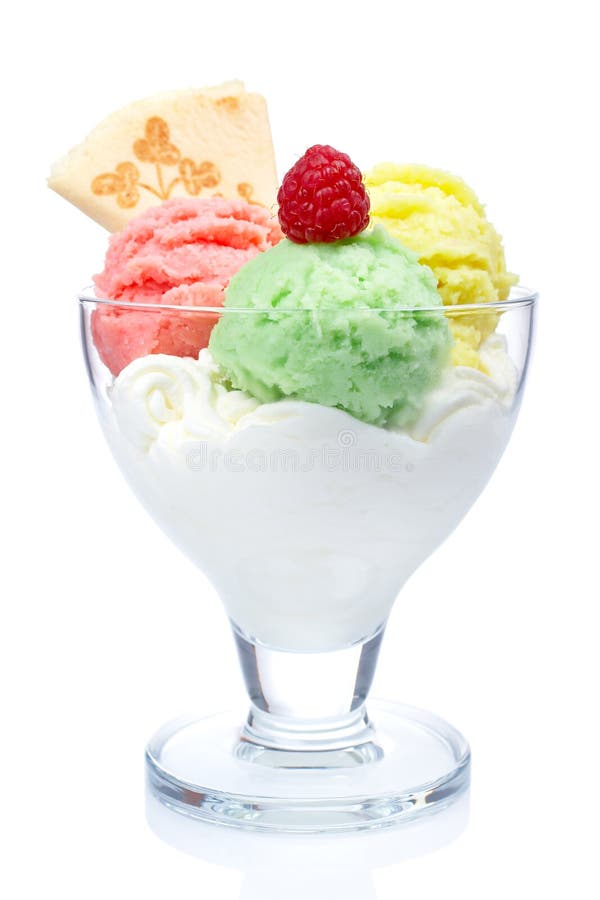 Multi gelato di sapore in ciotola di vetro