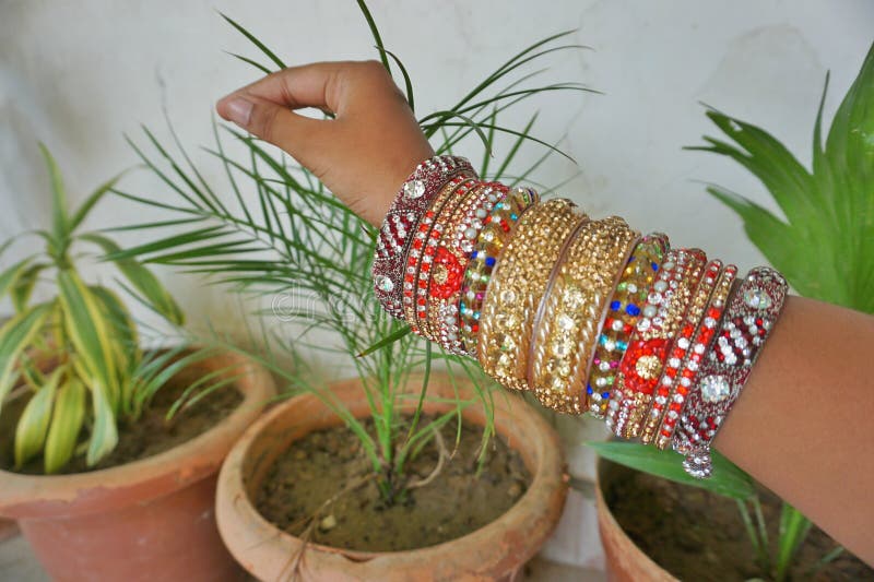 Beautiful Girls Hands Bracelet