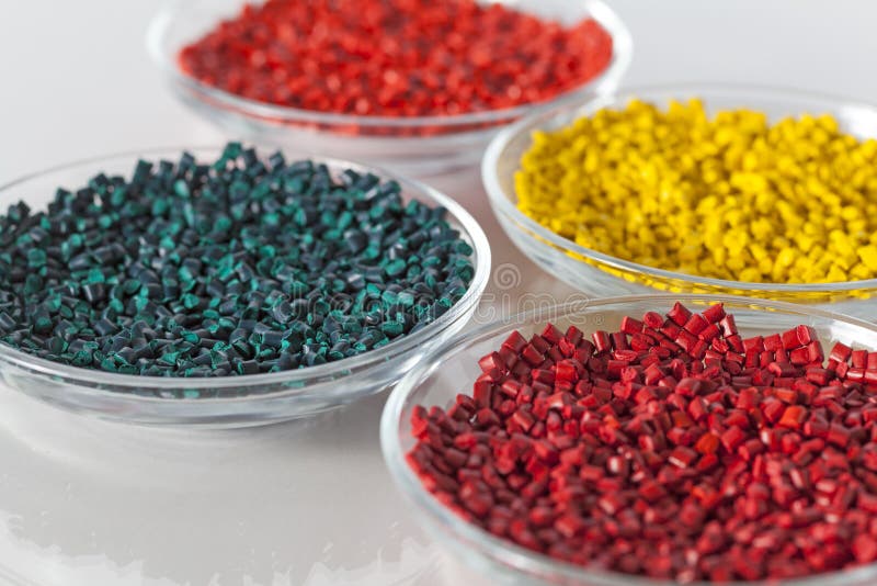 Multicolored plastic granules