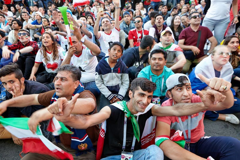 Fãs Iranianos Em Rússia Durante O Campeonato Do Mundo 2018 De FIFA Imagem  de Stock Editorial - Imagem de homem, macho: 119920304