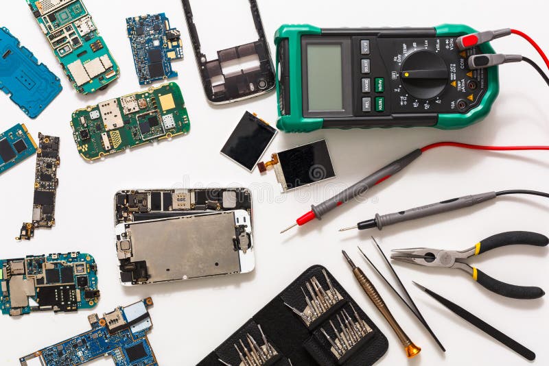 21 730 Mobile Repair Photos Free Royalty Free Stock Photos From Dreamstime