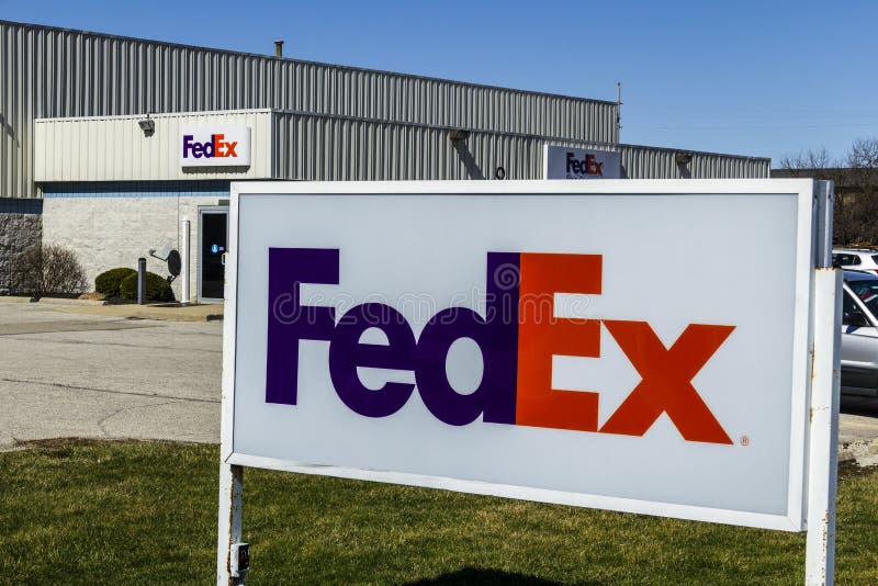 Muncie - Circa March 2017: Federal Express Customer Pickup Location ...