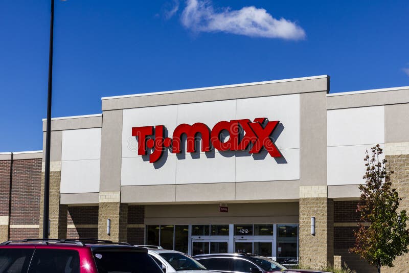 TJ Maxx sign on the retail department store of TJX Companies location. -  San Jose California, USA - 2021 Stock Photo