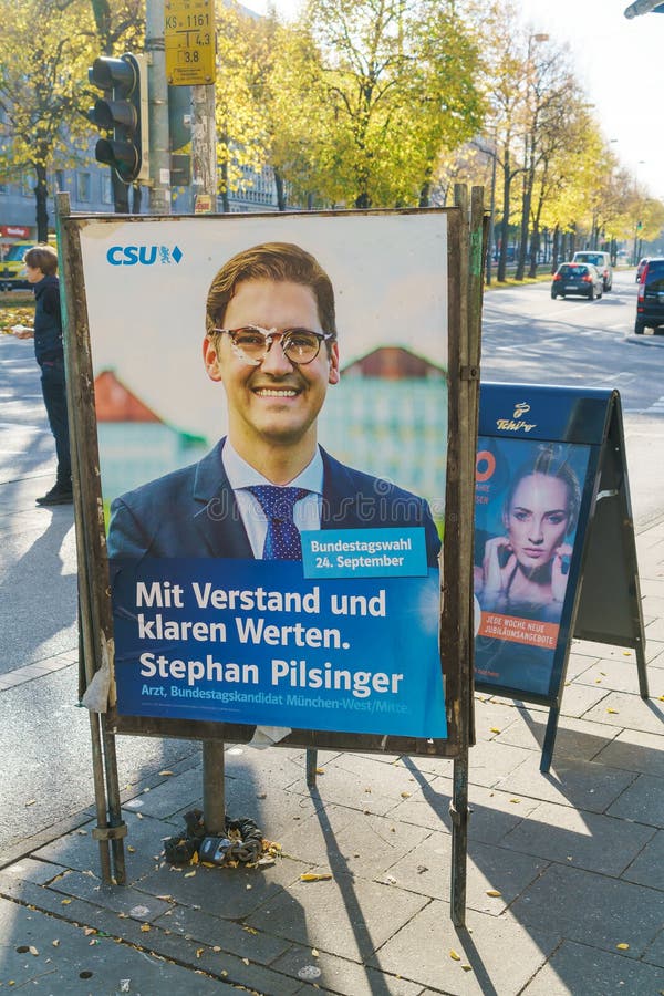 Munich, Allemagne - 20 octobre 2017 : La publicité du candidat photographie stock Munich, Allemagne - 20 octobre 2017 : La publicité du candidat photographie stock