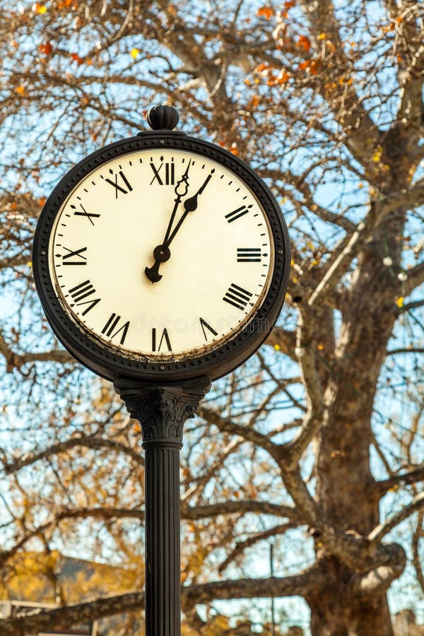 Old style clock