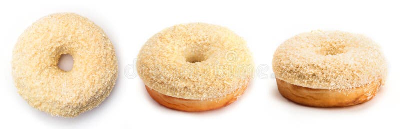 Munk med kräm och kokosnöten som isoleras på vit bakgrund Sikt från tre olika vinklar arkivbilder Munk med kräm och kokosnöten som isoleras på vit bakgrund Sikt från tre olika vinklar arkivbilder