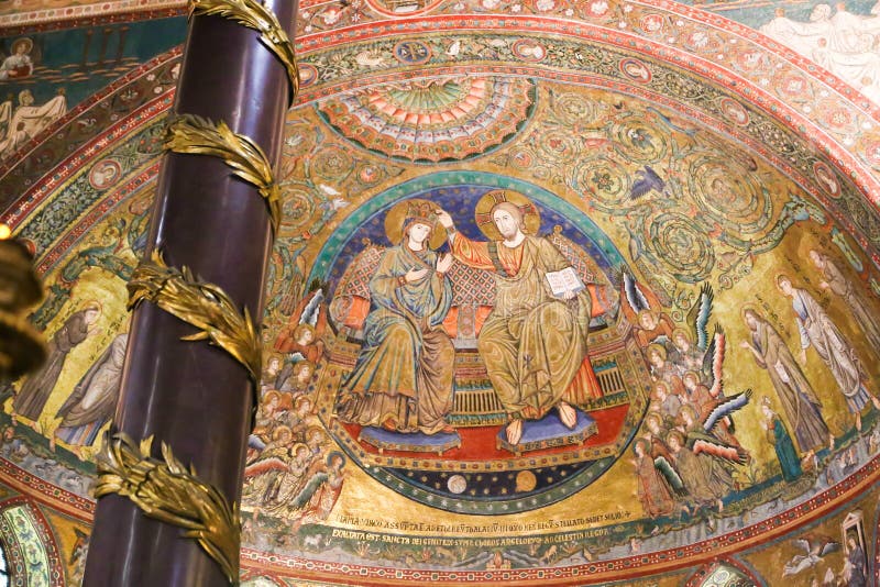 Murales de St Peter Basilica, Vaticano imagen de archivo Murales de St Peter Basilica, Vaticano imagen de archivo
