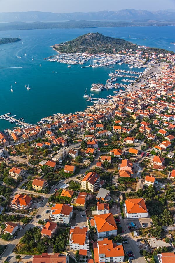Mar Adriatico turista destino isla, Croacia.