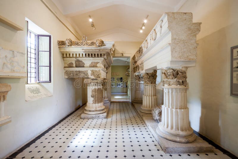 Museo Archeologico Di Epidaurus, Grecia Fotografia Stock Editoriale ...