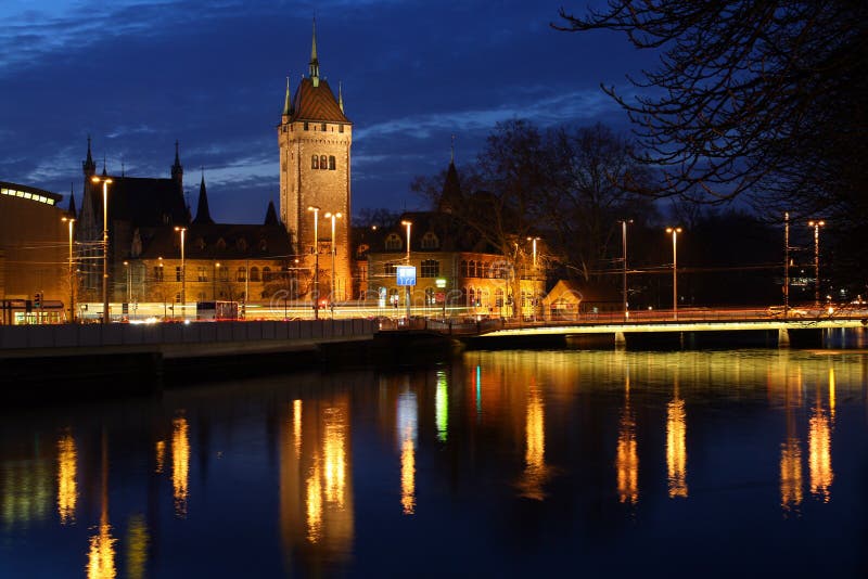 Museo Nacional suizo en la noche, Zurich fotografía de archivo libre de regalías Museo Nacional suizo en la noche, Zurich fotografía de archivo libre de regalías