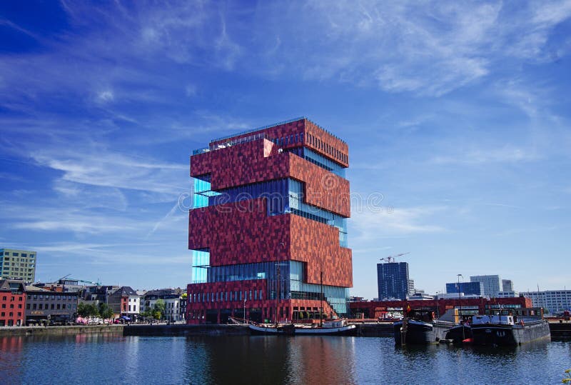 Museum ann DE Stroom in de stad van Antwerpen, België in juni 2018 royalty-vrije stock foto's Museum ann DE Stroom in de stad van Antwerpen, België in juni 2018 royalty-vrije stock foto's