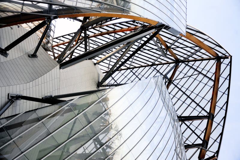 Museum Of Contemporary Art Of The Louis Vuitton Foundation Created By The  American Architect Frank Gehry, The Building Is Located Porte Maillot At  The Entrance Of The Bois De Boulogne. Stock Photo