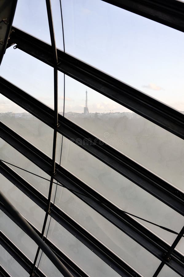 Museum of Contemporary Art of the Louis Vuitton Foundation Editorial Photo  - Image of cityscape, downtown: 65055211