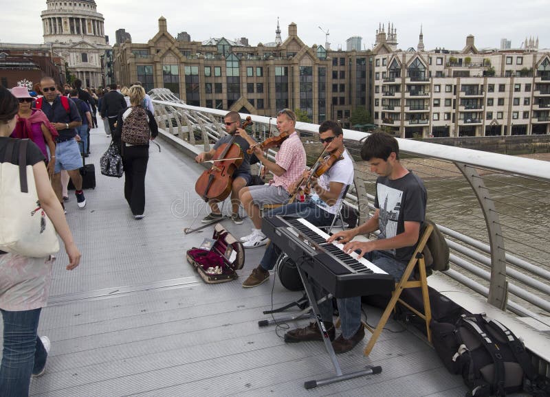 Musicians in London editorial photo. Image of violin 23711456