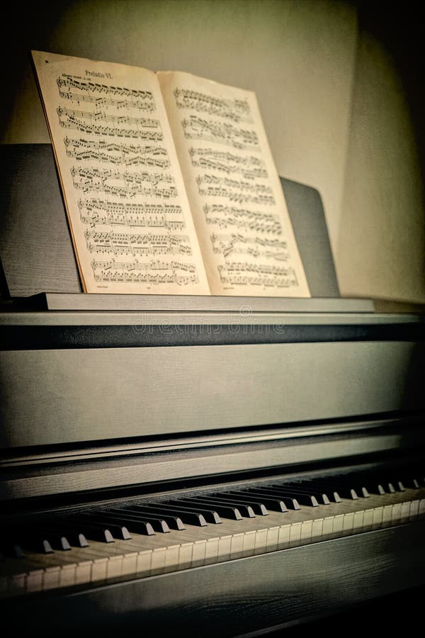Musikfragment av pianoblad klassisk musik royaltyfri fotografi