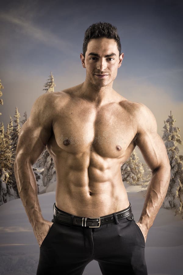 Muskulöser bloß-chested Mann stockfotos Muskulöser bloß-chested Mann stockfotos