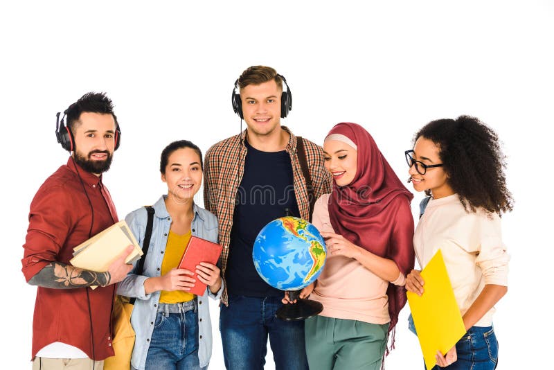 muslim kvinnainnehavjordklot och anseende med den isolerade mångkulturella grupp människor arkivfoto muslim kvinnainnehavjordklot och anseende med den isolerade mångkulturella grupp människor arkivfoto