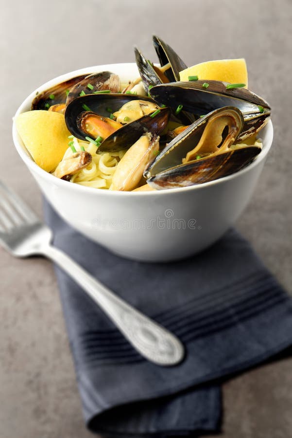 Mussels, Linguine,typical Italian Food Image,typical Italian Food Viewing,typical Italian Food
