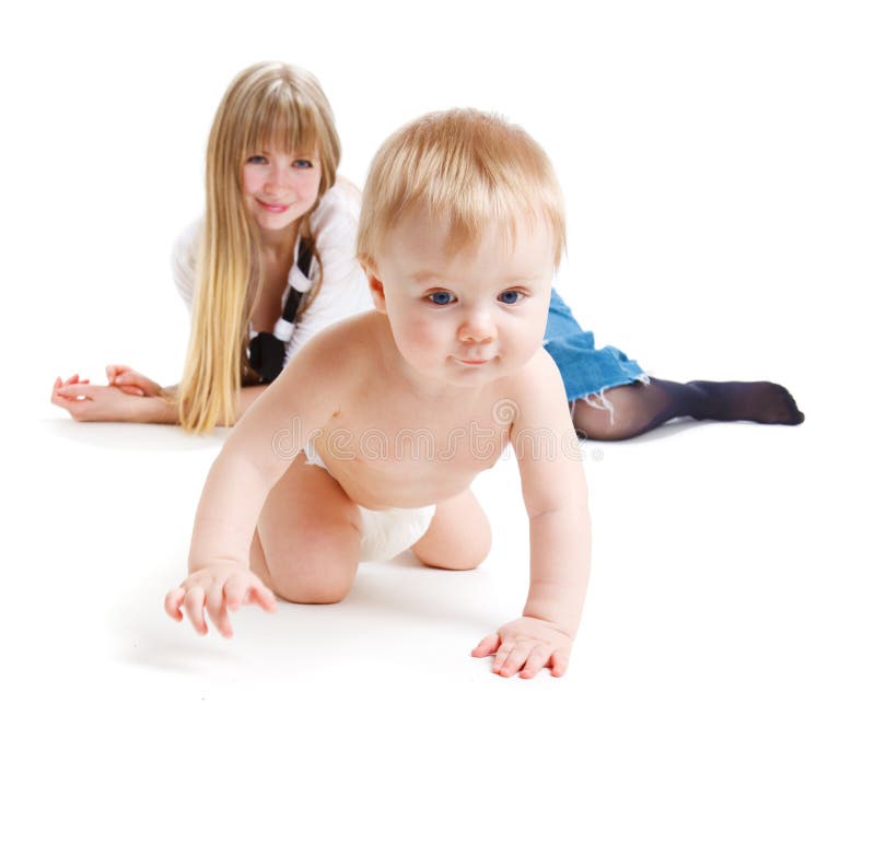 Mutter betrachtet Schätzchen stockfotografie Mutter betrachtet Schätzchen stockfotografie