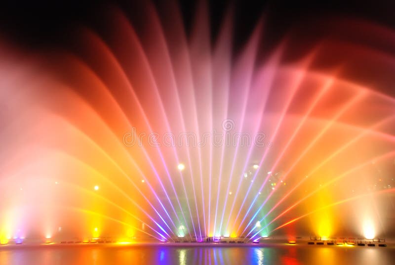 Muzikale kleurrijke fonteinen