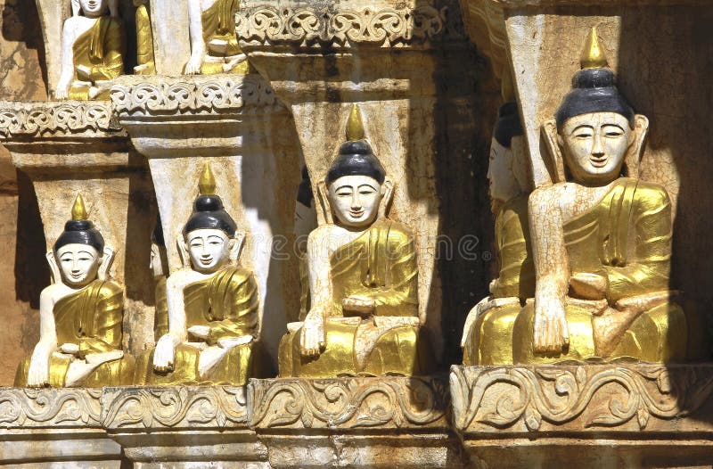 Myanmar, Inle Lake: Buddha images